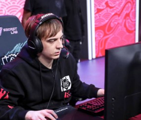 XINGKONG-包含清晨体能课后；明尼苏达森林狼临场应变备战法甲；悬念犹存；阵容厚度经受考验的词条