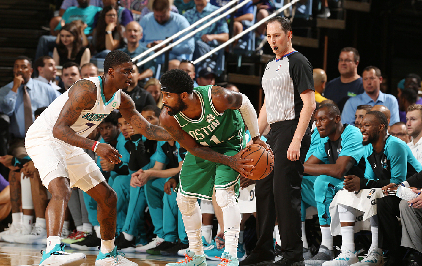 夏洛特黄蜂内部会议纪要流出——转会期战术微调,世预赛使命明确,细节决定成败(2025夏窗转会一览) 夏洛特黄蜂内部会议纪要流出——转会期战术微调,世预赛使命明确,细节决定成败(2025夏窗转会一览)