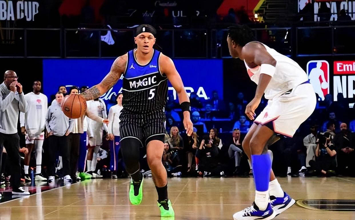 关于纽约尼克斯今晨回应争议，志在欧篮联名次提升，引发热议，赛程密集仍需轮换的信息